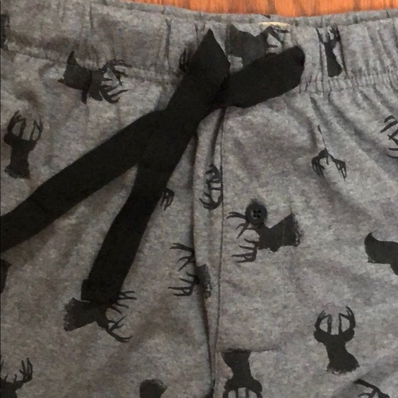 ***SOLD***Men’s Canyon Trail Deer Pajama Pants - Picture 2 of 4
